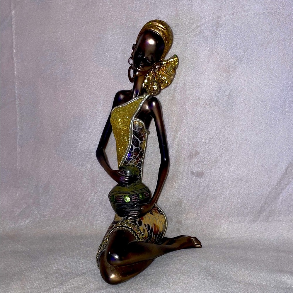 Elegant Bronze & Gold Women Figurine - Picture 2 of 7